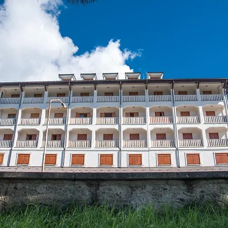 Casa Per Ferie Enam 3*